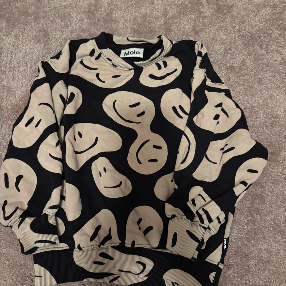Molo Smiley Face Crewneck in Black and Cream